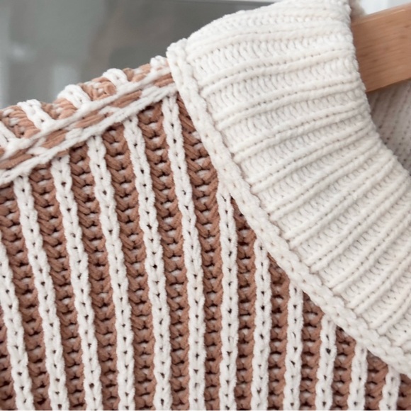 ❣️AERIE Beyond Chenille Sweater Sz M - Picture 8 of 12